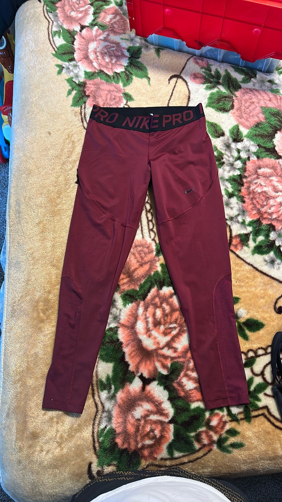 Nike Pro Xl Athletic Wear Set