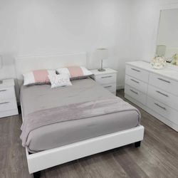 Bedroom Set. - Juego De Cuarto 