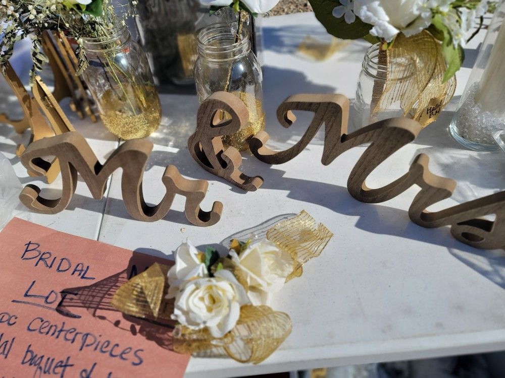 New Gold And White Wedding Decor, Flowers, Etc