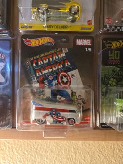 Hotwheels captain america bus