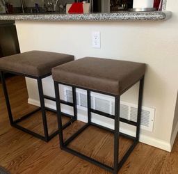 Brown Modern Kitchen Counter Stools