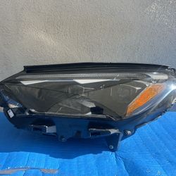 2023 2024 2025 MERCEDES EQE500 EQE300 SUV HEADLIGHT LEFT 