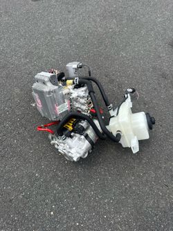 10-15 Toyota Prius Hybrid OEM ABS Brake Pump Booster Anti-Lock Actuator
