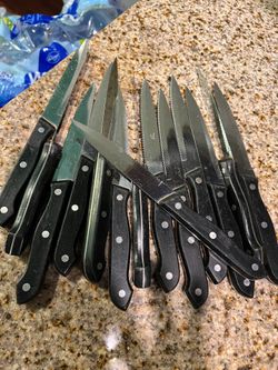 Dinner knives set 8 Dlrs