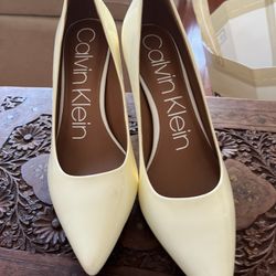High Heels Size 8
