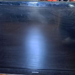 52 INCH SAMSUNG  TV 