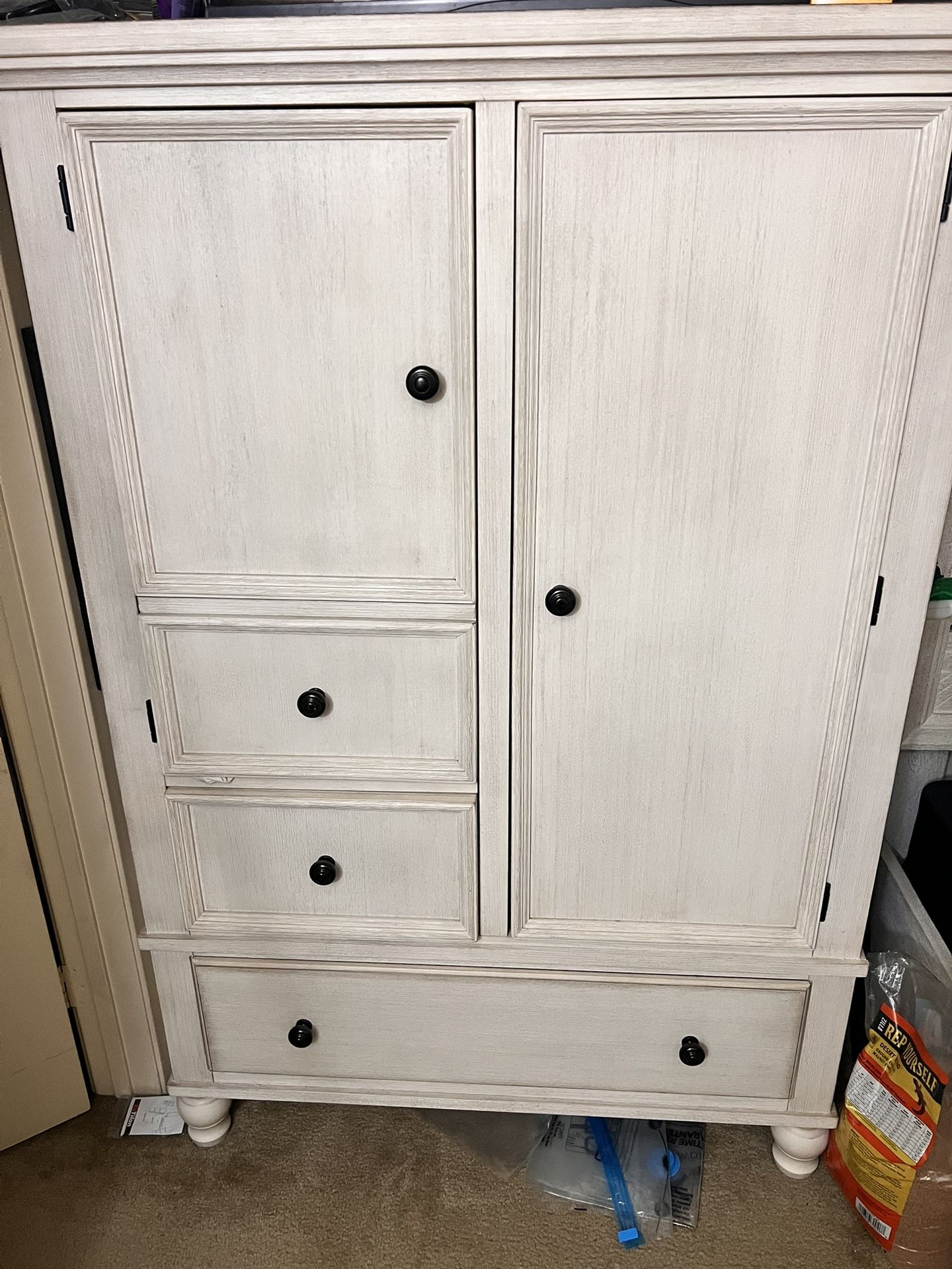 Wooden Armoire (set) 