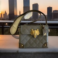 Harry Potter  Hufflepuff Trunk Handbag/Crossbody bag