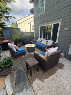 Patio furniture set
