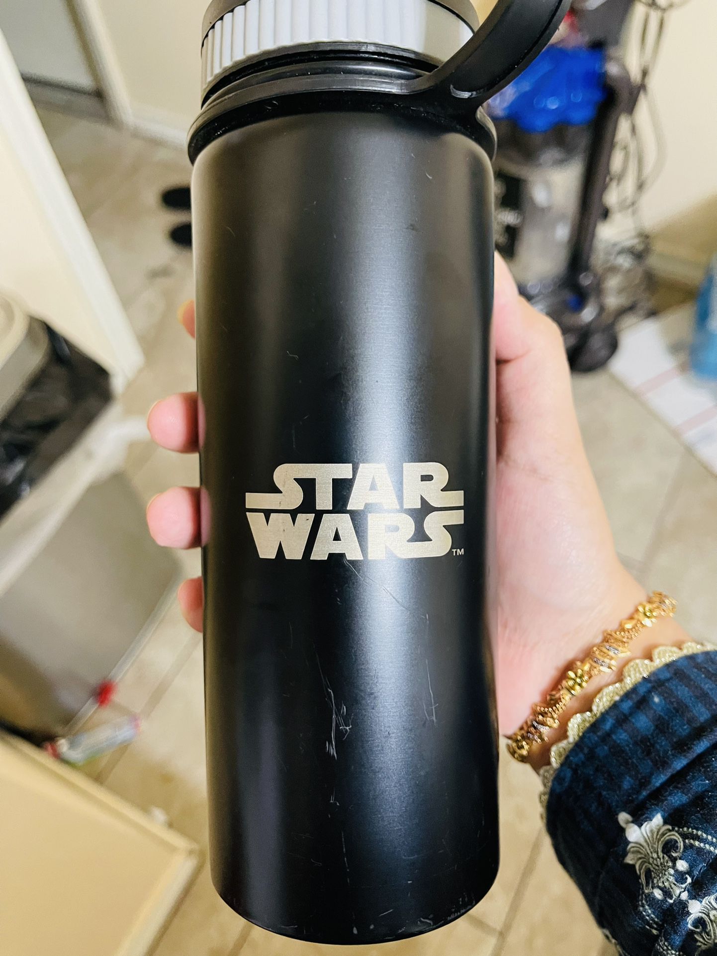 Brand New With Tag Star Wars Water Bottle For Cold N Hot 