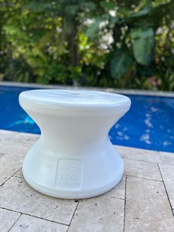 Ledge Lounger Signature Standard Side Table