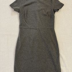 Banana Republic Gray Pinstripe Office Sheath Dress Short Sleeve Size 8 Workwear