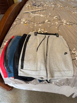 Nike Tech Fleece Shorts Bundle