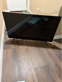 Hisense 40” ROKU Smart TV