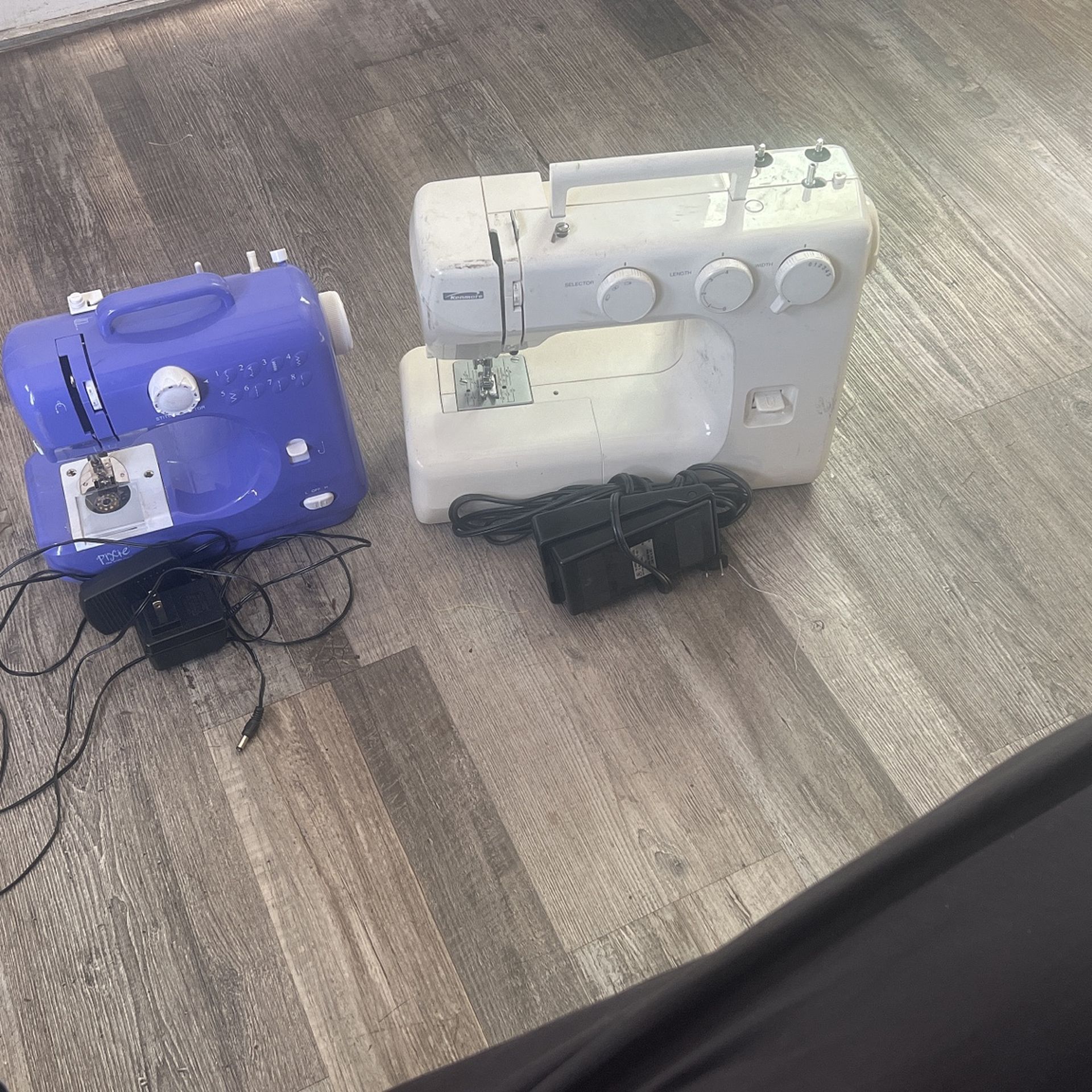 Sewing Machin