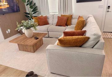 Sectional couch