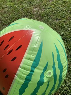 Watermelon ca see water sprayer