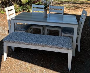 Dining / Kitchen set