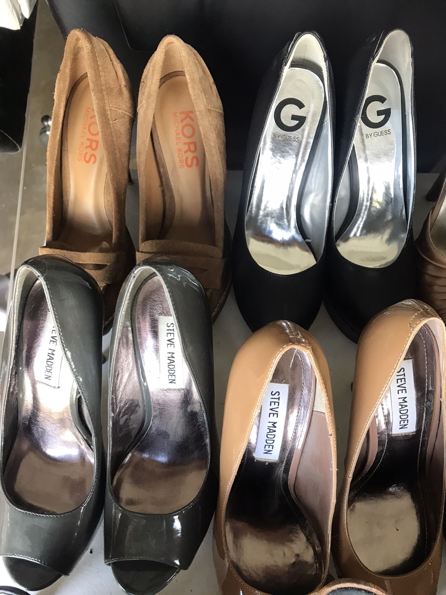 Designer Women's Slides ( Size 7.5, 38 EU) (Sandals, Slippers, Shoes) for  Sale in San Jose, CA - OfferUp