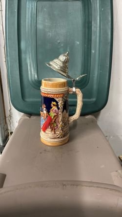 VINTAGE BEER STEIN