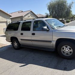 2004 Chevrolet Suburban