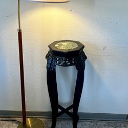 🪴 Beautiful Vintage Solid Wood Black End/Side Table! Delivery Available! 👀