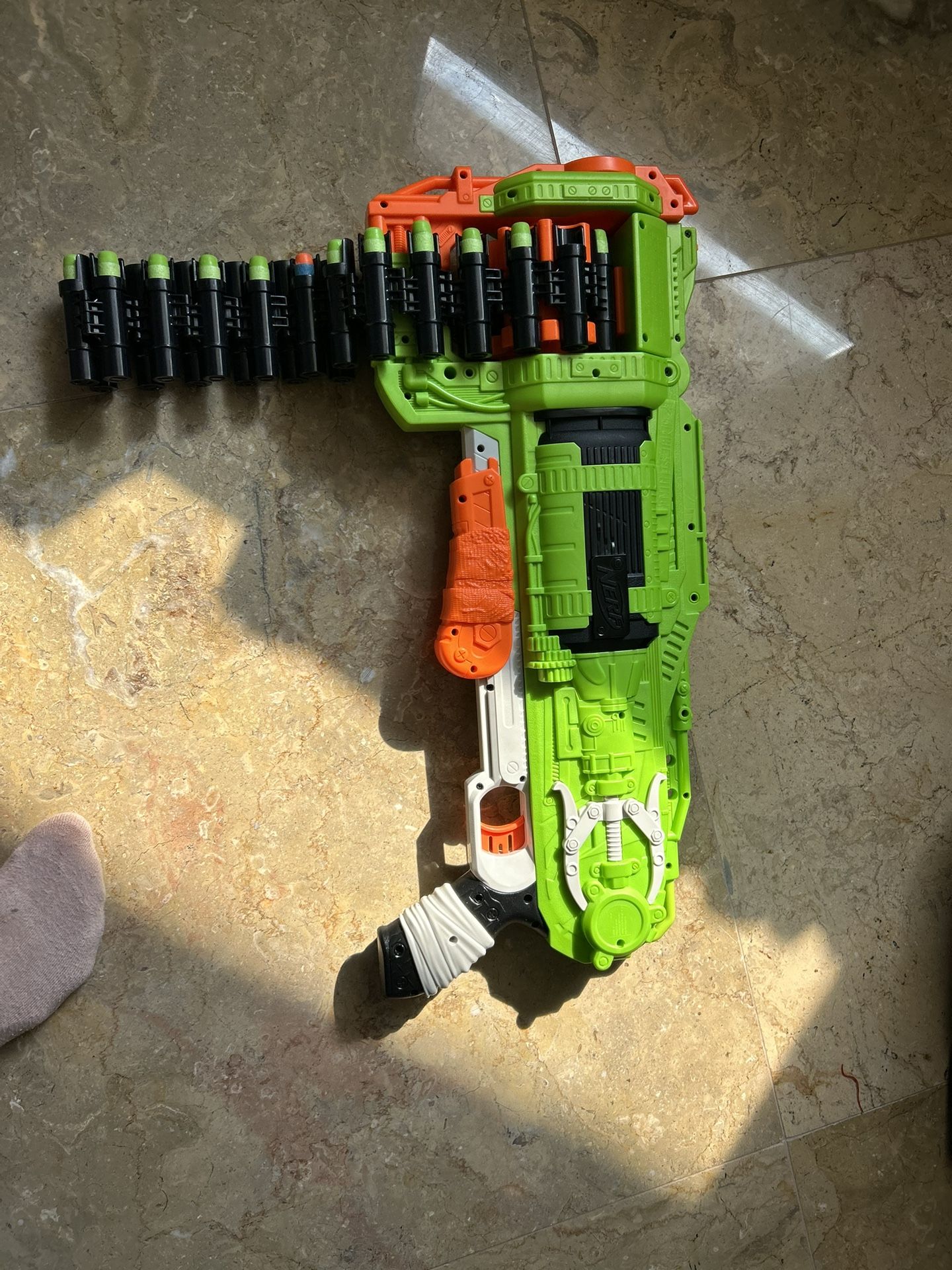 Nerf Zombie Strike Ripchain Combat Blaster – Great Shape - Kids Gun Toy