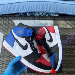 Jordan 1 “Top 3” Size 6Y