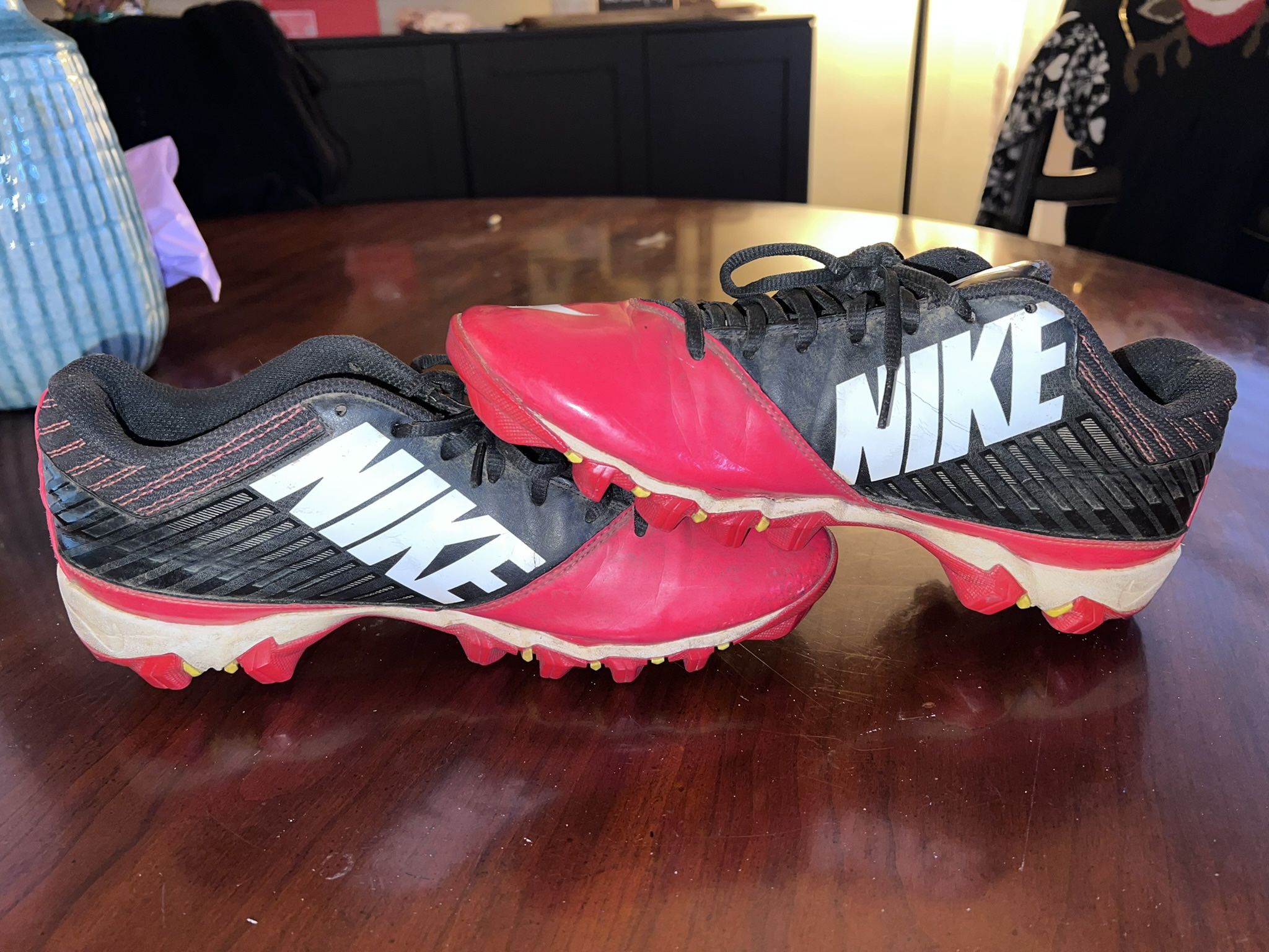 Nike Vapor Shark Cleats - Size 9