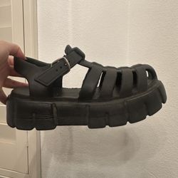 Sandals Foam Size 7 Women’s 