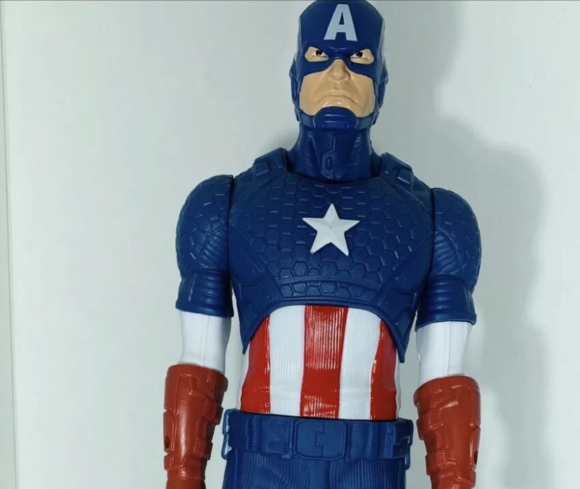 NEW Marvel large action figure captain america 20 inches long with shield
