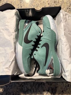 Nike Kobe 4 Protro ‘Girl Dad’