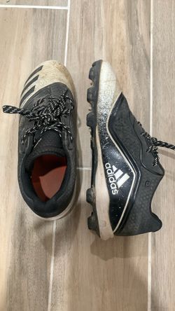 Kids Soccer Shoes 