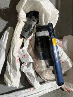 Shark cordless vacuum