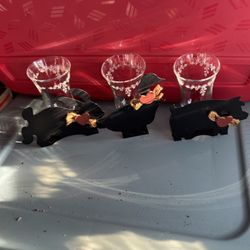 Black Metal Decor With Votives