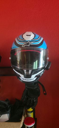 Like new. Alpinestars S-R7,  Large.