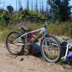 Socal Flyer 2017 Alloy Frame Se Bike 