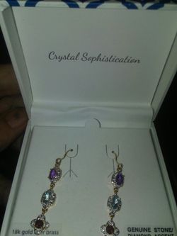 Earring 18 k over real stone