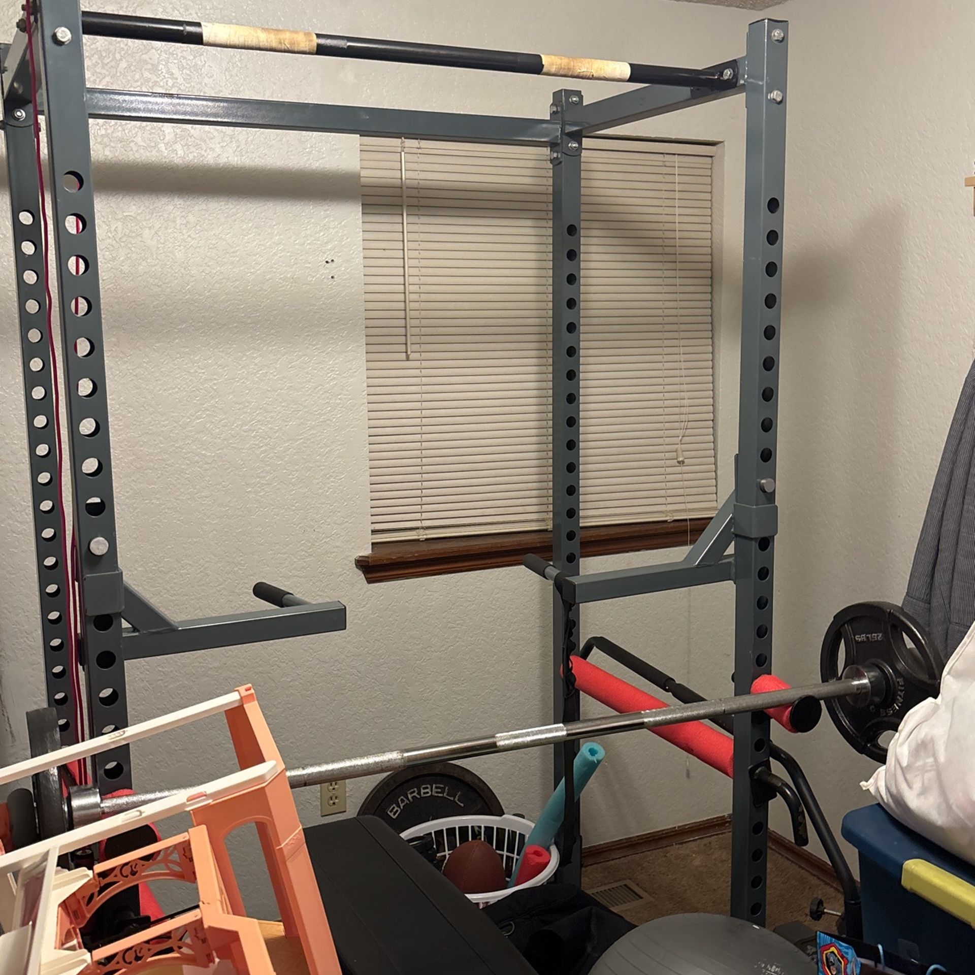 Squat Rack And Weight Bench