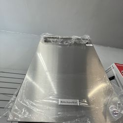 Kitchen Aid Dishwasher In Stainless Steel New Open Box With Stainless Tub 