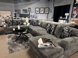 Huge oversized sectional! Only $49 down 🚨🔥 Easy Financing, No credit needed!