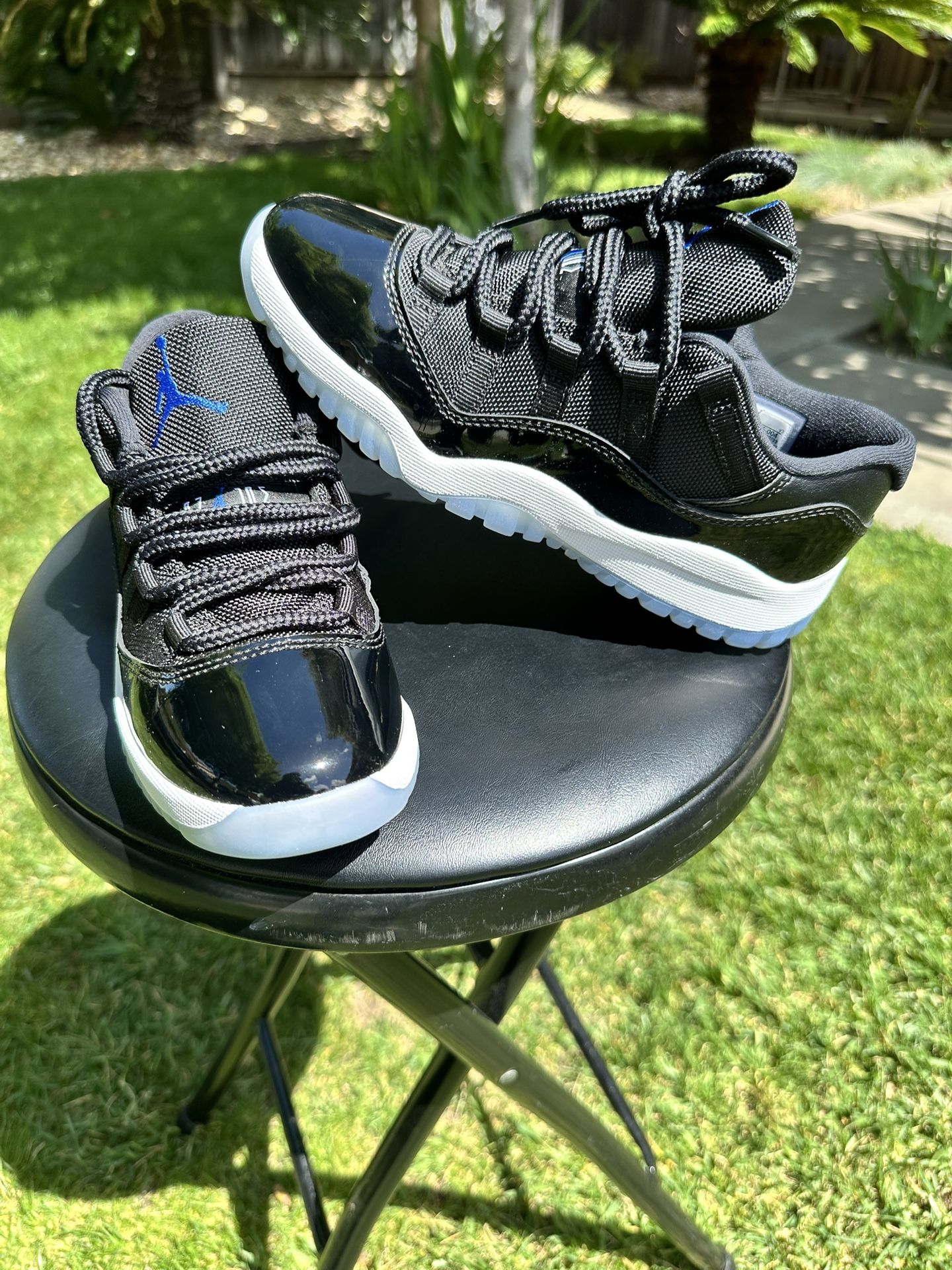 Jordan 11 Retro low