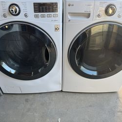 LG Washer And Dryer Set 