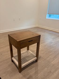 Night stand / Side table