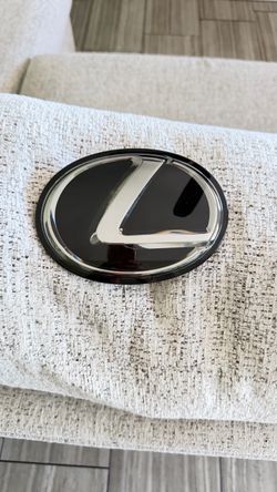 2018 is 350 Front Emblem (works in 2016-2020 cars)