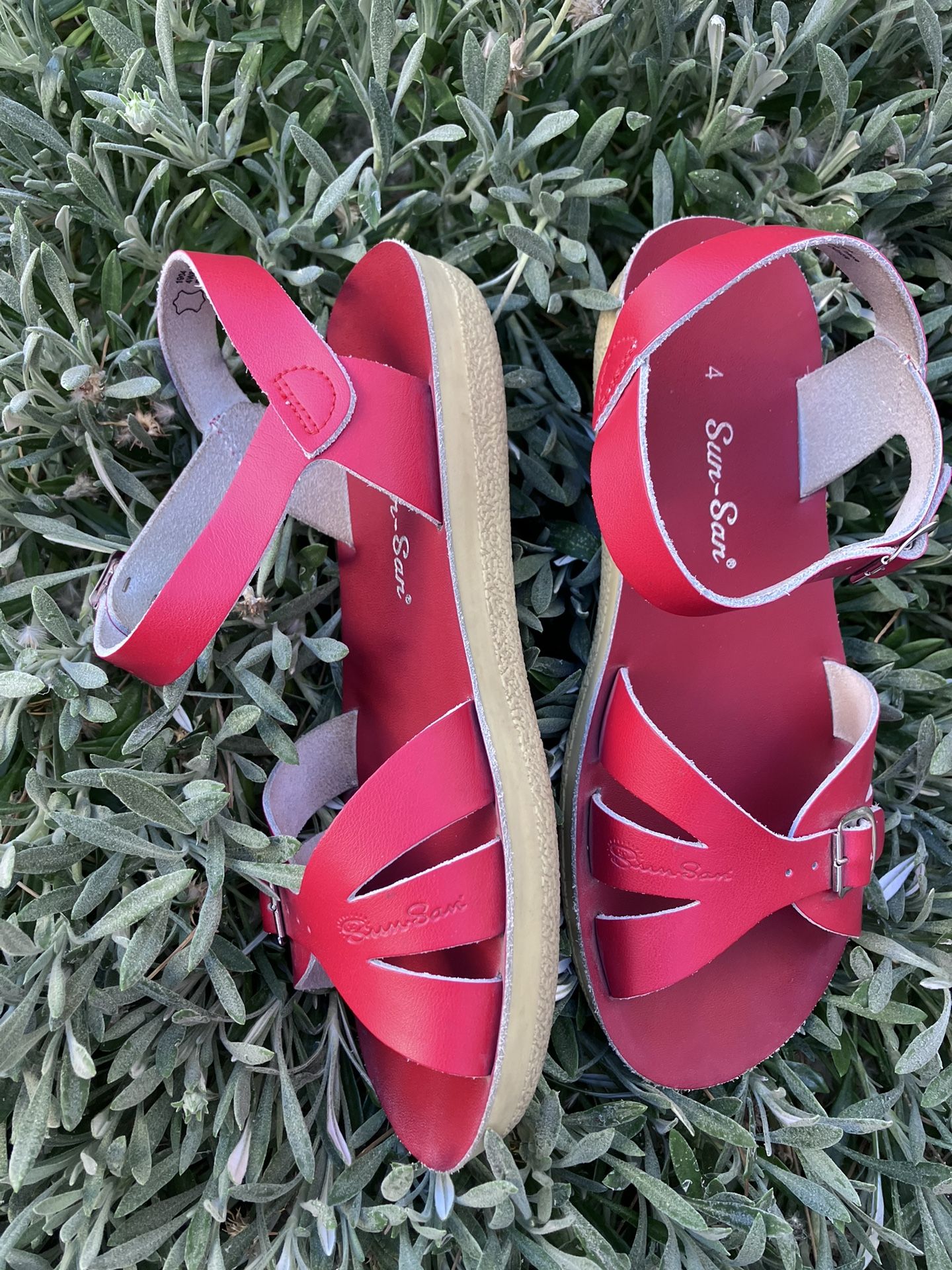 Salt Water Shoes Size US 6