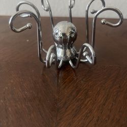 Chrome Silver Tone Metal Octopus Ring Holder Jewelry Stand 4”