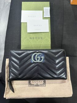 GG Marmont zip around walle