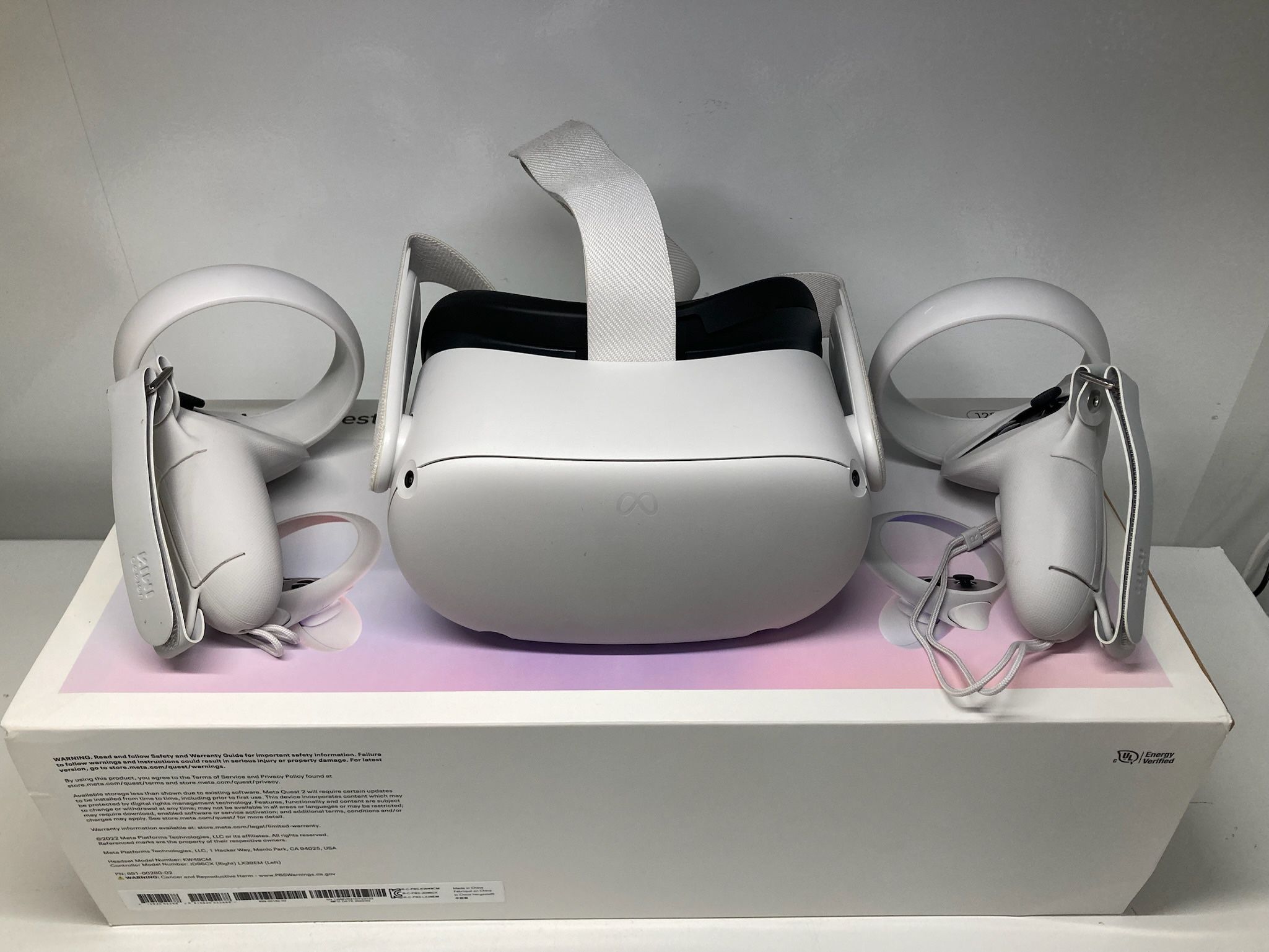 Meta Oculus KW49CM Quest 2 128GB VR Headset With Box for Sale in Lynn, MA -  OfferUp