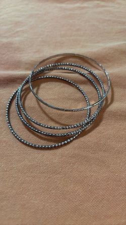 Vintage Gold Colored Bangle Bracelets